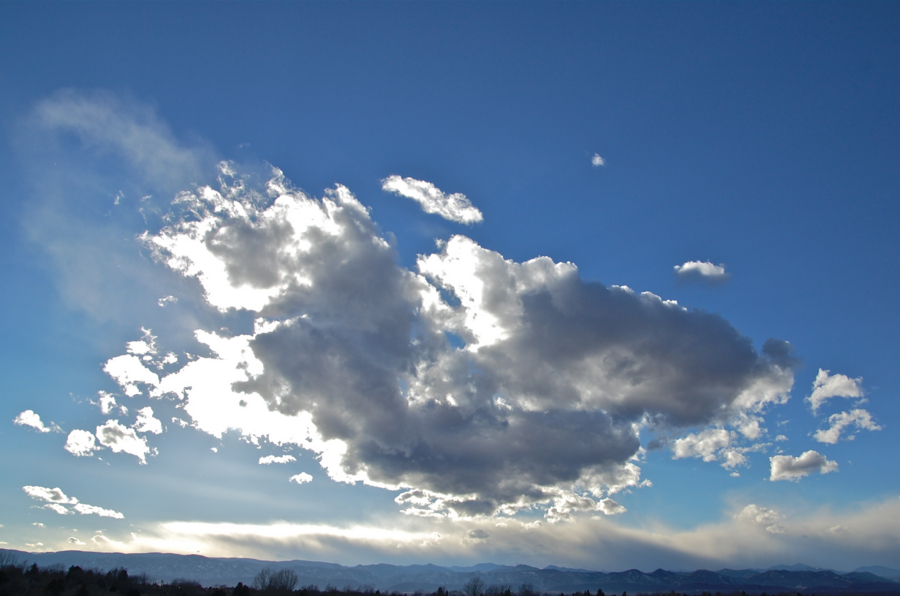 Mountain wave cloud, Sunday, February 16th, 3:45 pm, Centennial, CO ...